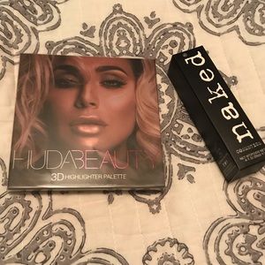 Huda Beauty 3D highlighter palette w/bonus